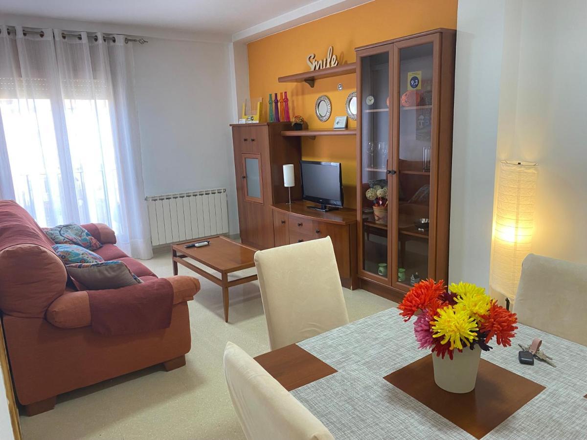 Apartamentos Alcaniz, Blanca Bagian luar foto