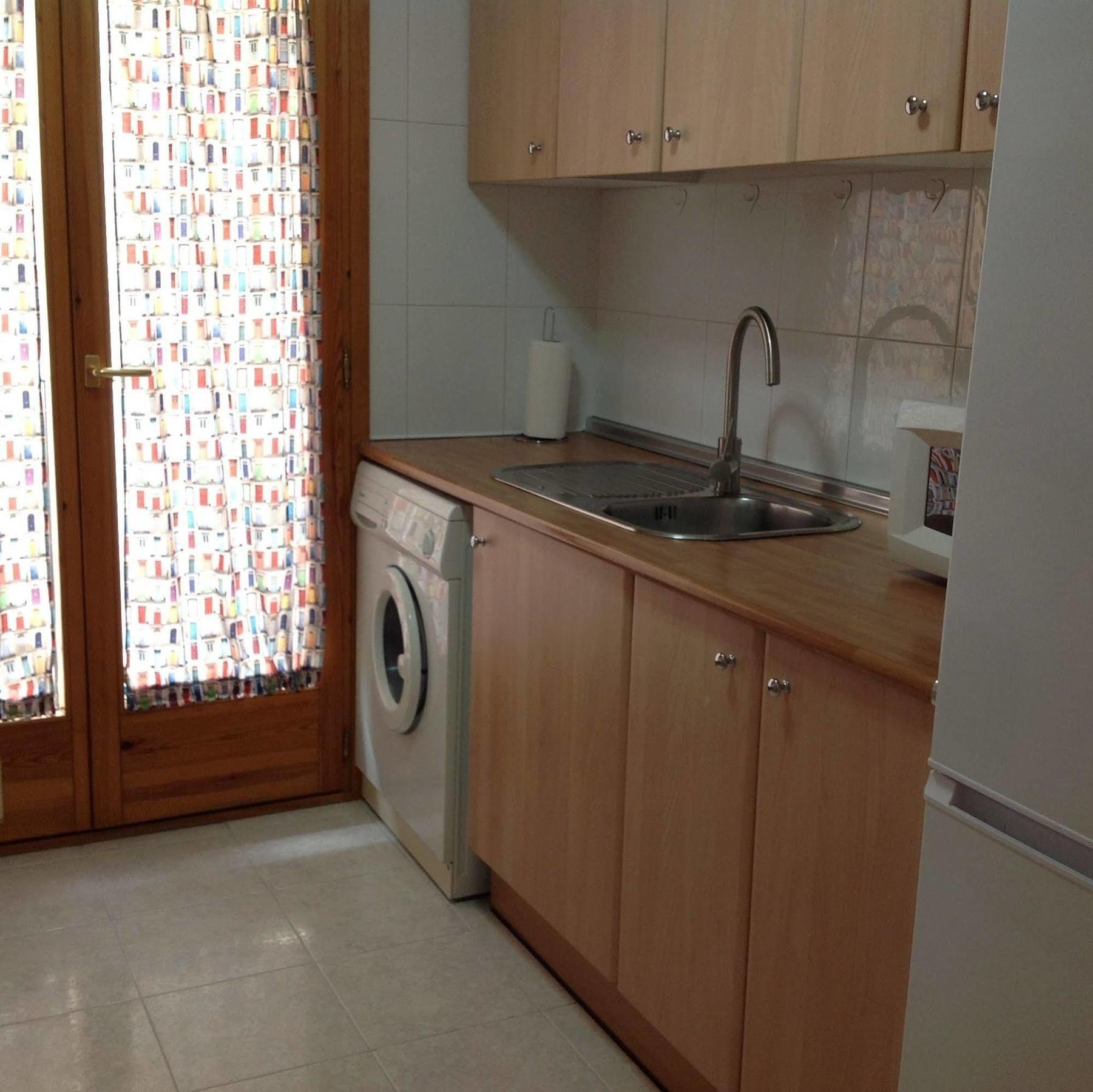 Apartamentos Alcaniz, Blanca Bagian luar foto