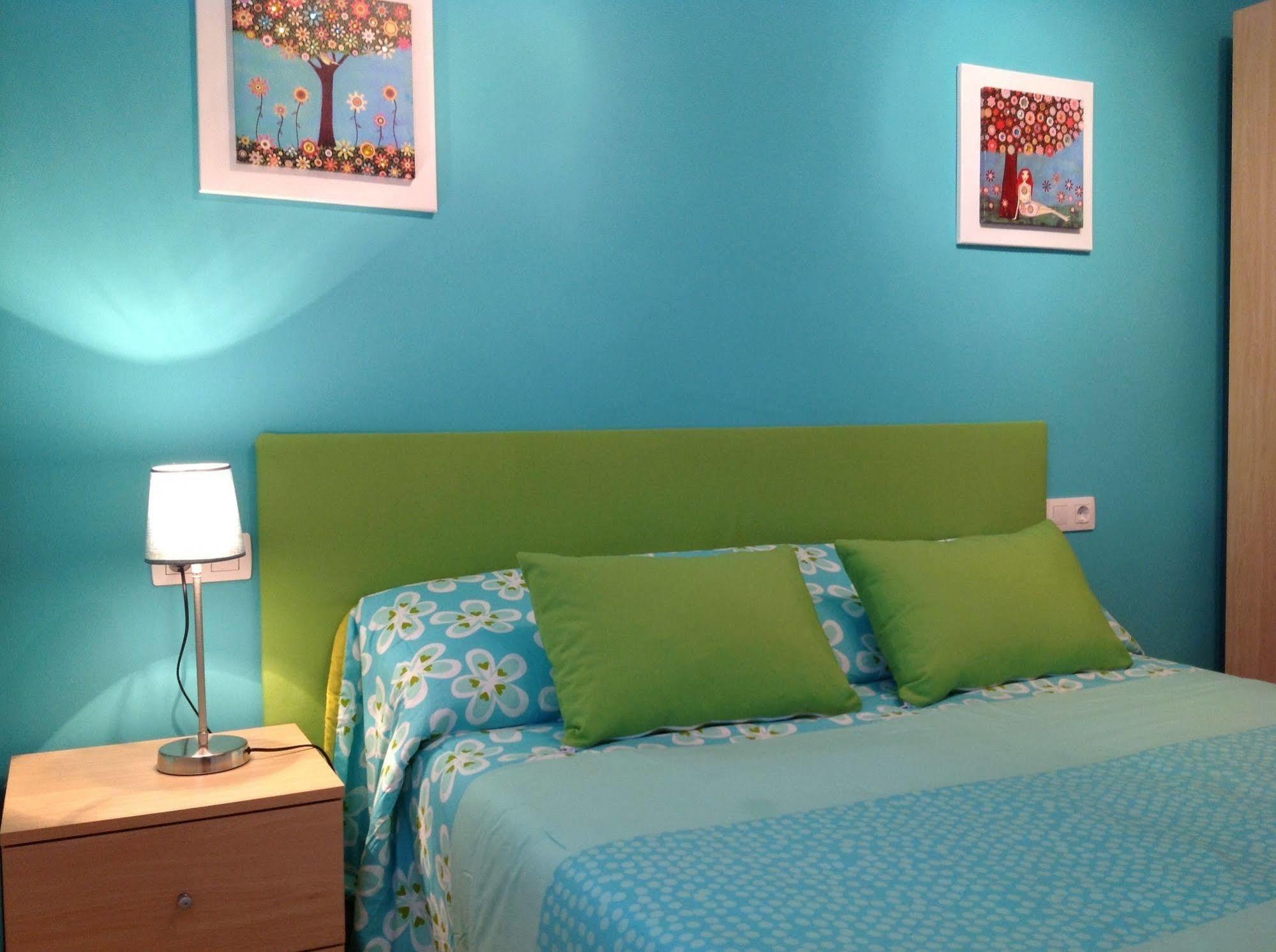 Apartamentos Alcaniz, Blanca Bagian luar foto